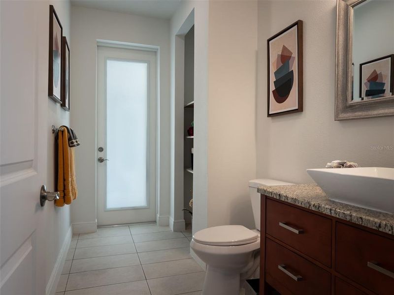 Furnished interior view inside a new home in , Leesburg (Image 9).