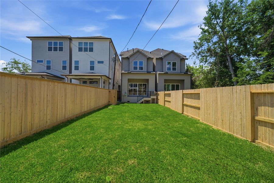 Exterior details and patio area of a home in , Houston (Image 26).