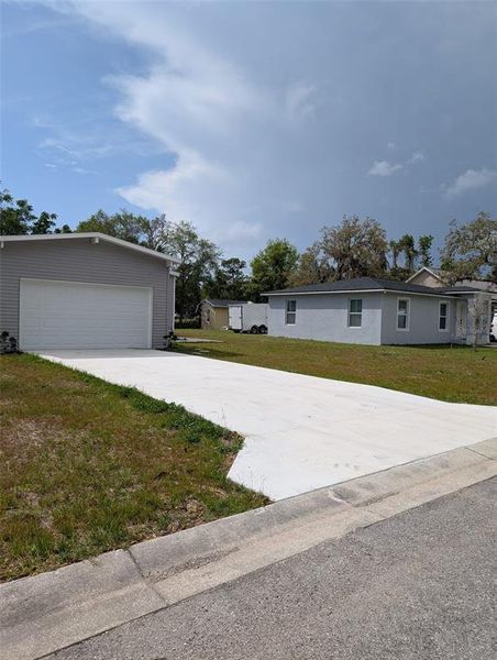 Community amenities in , Hudson (Image 32).