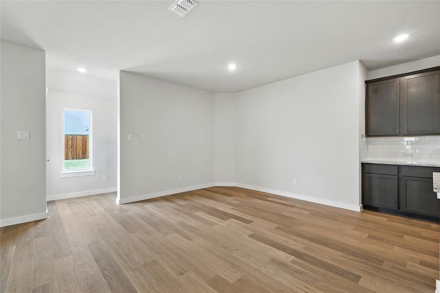 Spacious, unfurnished interior of a new home in Simpson Crossing, Princeton (Image 31). Spacious, unfurnished interior of a new home in Simpson Crossing, Princeton (Image 31).