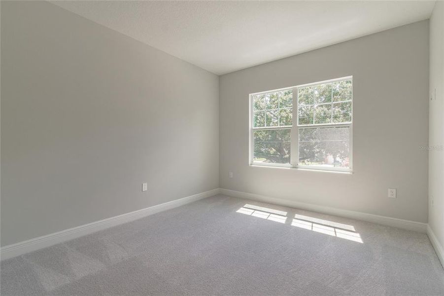 Spacious, unfurnished interior of a new home in , Tampa (Image 34).