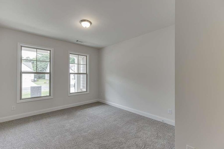 Spacious, unfurnished interior of a new home in , Jefferson (Image 42).