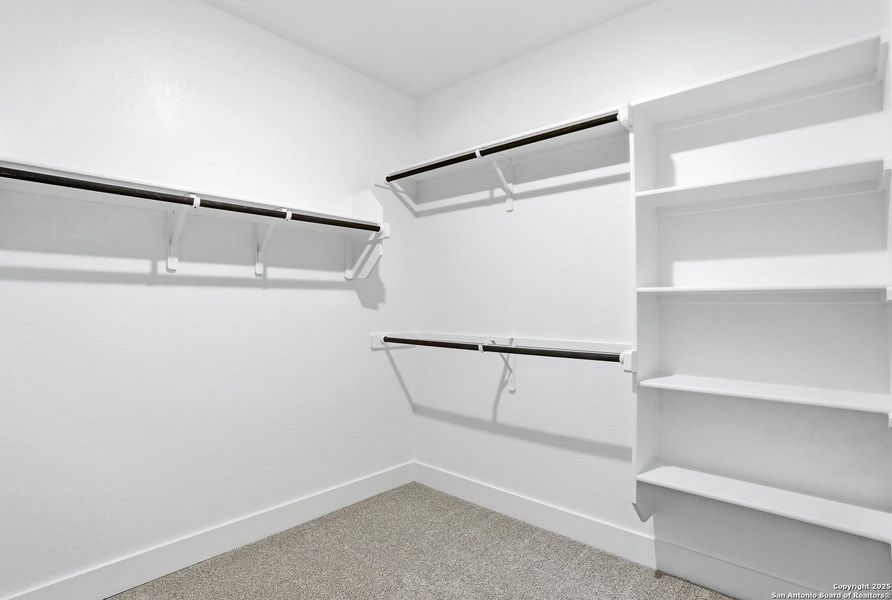 Spacious, unfurnished interior of a new home in Haby Hill 50s, San Antonio (Image 19). Spacious, unfurnished interior of a new home in Haby Hill 50s, San Antonio (Image 19).