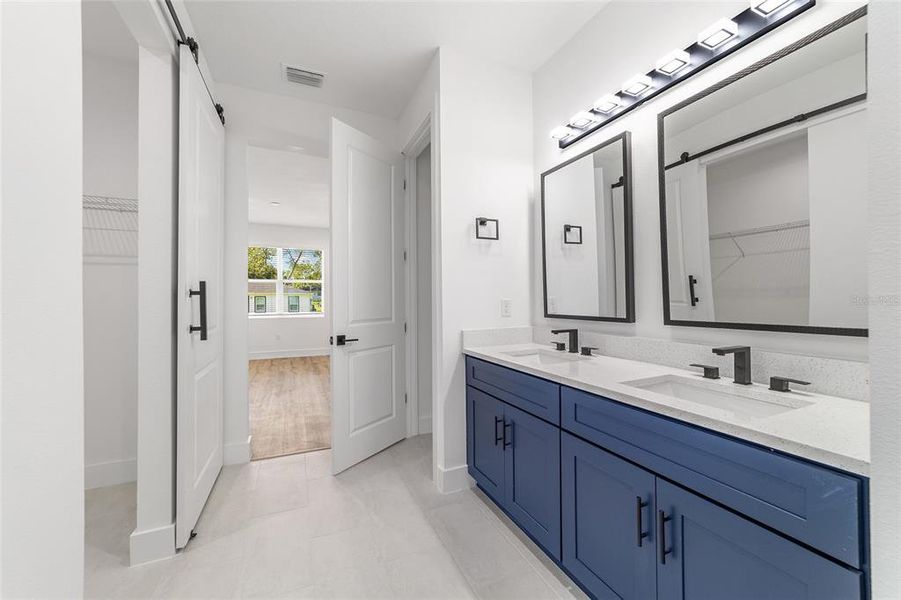 Furnished interior view inside a new home in , Ocala (Image 6).