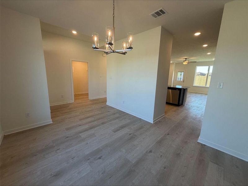 Image 16 of a home in Sterling Ridge. Image 16 of a home in Sterling Ridge.