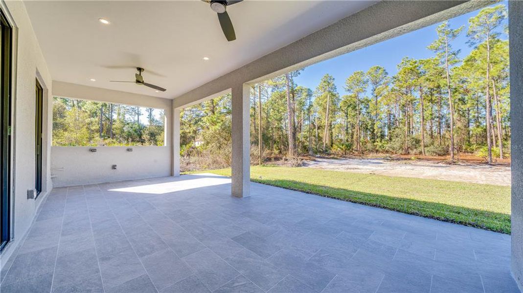 Exterior details and patio area of a home in , Lehigh Acres (Image 4). Exterior details and patio area of a home in , Lehigh Acres (Image 4).