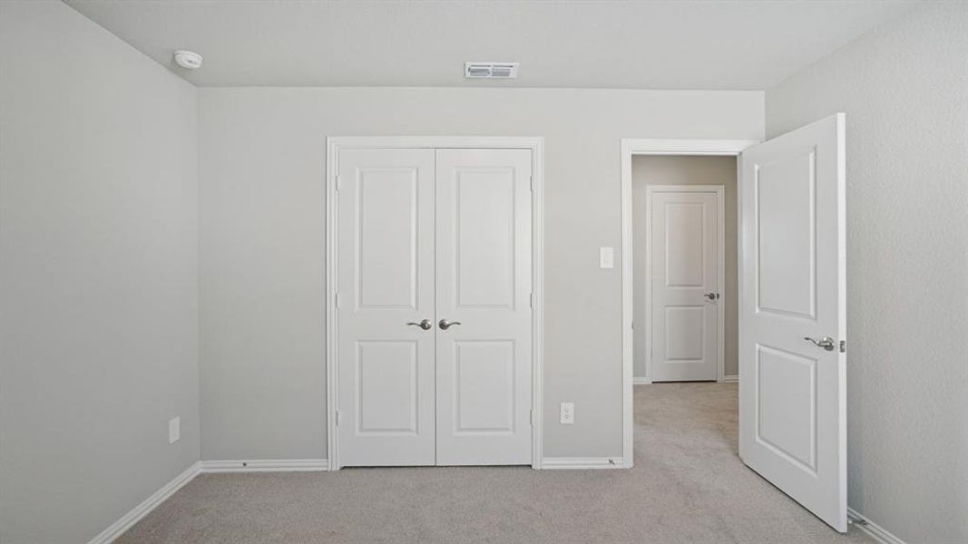 Photo is not of the actual home, but is an inspirational photo of builder’s model home and may depict options, furnishings, and/or decorator features that are not included. Photo is not of the actual home, but is an inspirational photo of builder’s model home and may depict options, furnishings, and/or decorator features that are not included.