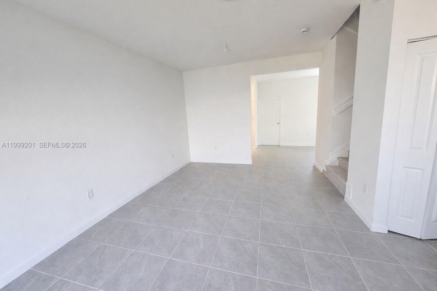 Spacious, unfurnished interior of a new home in , Homestead (Image 13).