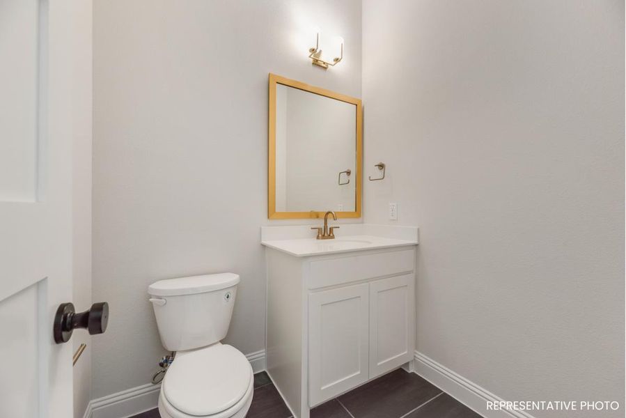 Representative furnished interior of a home built from the Hampton III by Grand Homes in Whitestone Estates, Parker (Image 11).