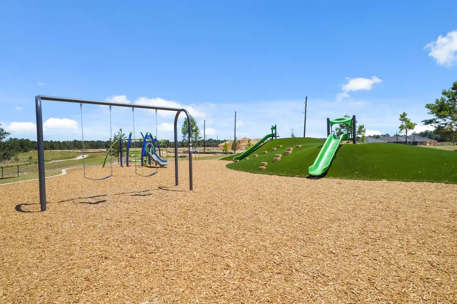 Community amenities in Grand Pines, Magnolia (Image 15).