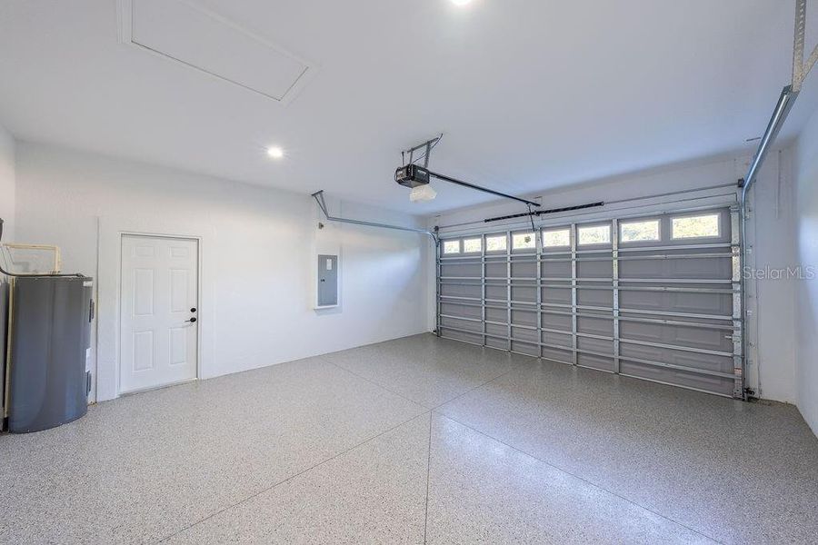 Spacious, unfurnished interior of a new home in , Dunnellon (Image 18). Spacious, unfurnished interior of a new home in , Dunnellon (Image 18).