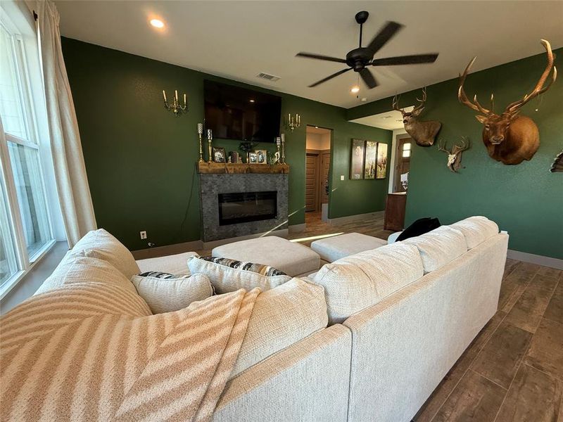Furnished interior view inside a new home in , Tolar (Image 5).