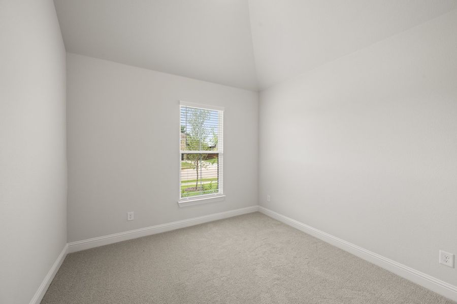 Spacious, unfurnished interior of a new home in Hayes Crossing, Midlothian (Image 20).