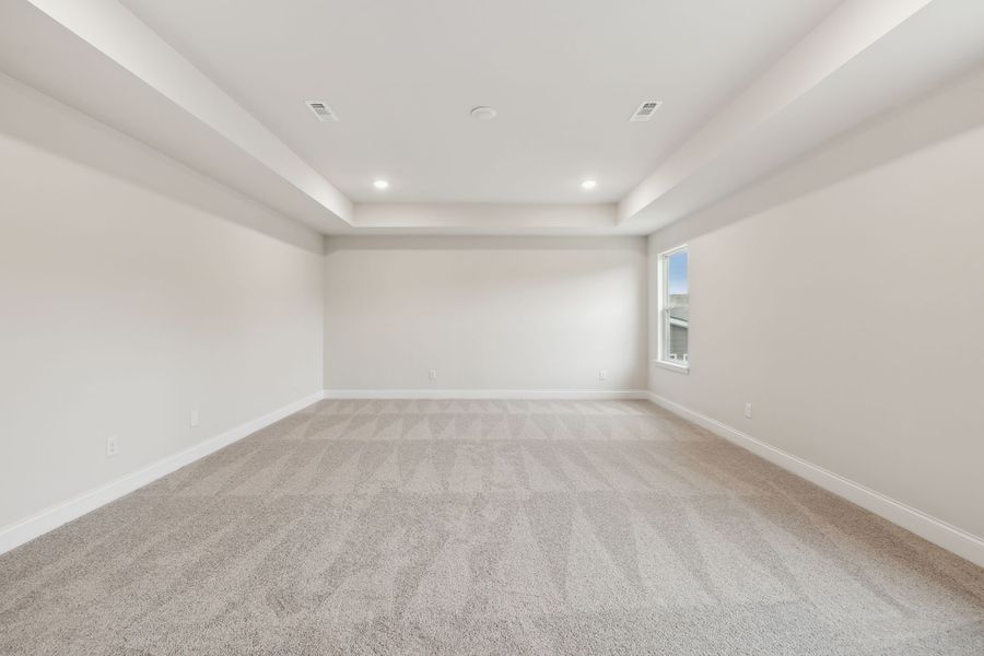 Spacious, unfurnished interior of a new home in Willow Landing, Mount Juliet (Image 31).