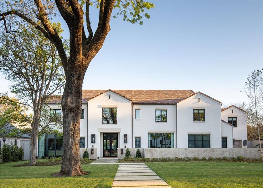 Front exterior of a new home in , Dallas, TX, highlighting curb appeal (Image 1). Front exterior of a new home in , Dallas, TX, highlighting curb appeal (Image 1).