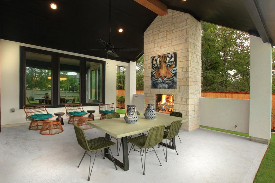 The Brookdale II Outdoor Living Area