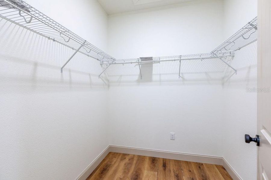Spacious, unfurnished interior of a new home in , Raiford (Image 22).