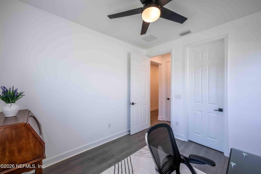 Furnished interior view inside a new home in Tributary, Yulee (Image 18). Furnished interior view inside a new home in Tributary, Yulee (Image 18).