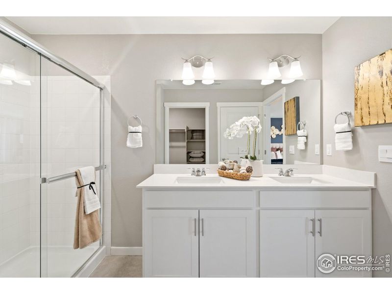 Furnished interior view inside a new home in Vista Meadows, Fort Lupton (Image 24).