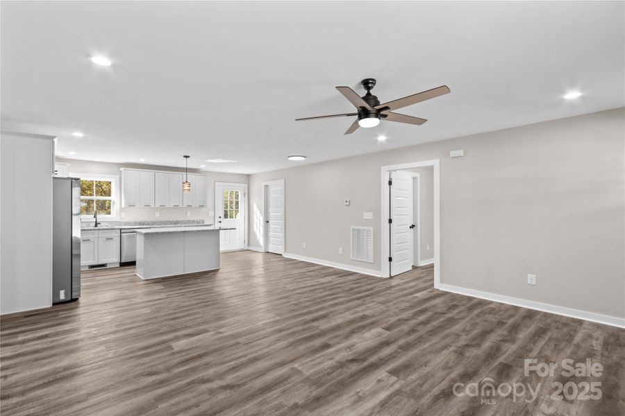 Spacious, unfurnished interior of a new home in , Statesville (Image 25). Spacious, unfurnished interior of a new home in , Statesville (Image 25).