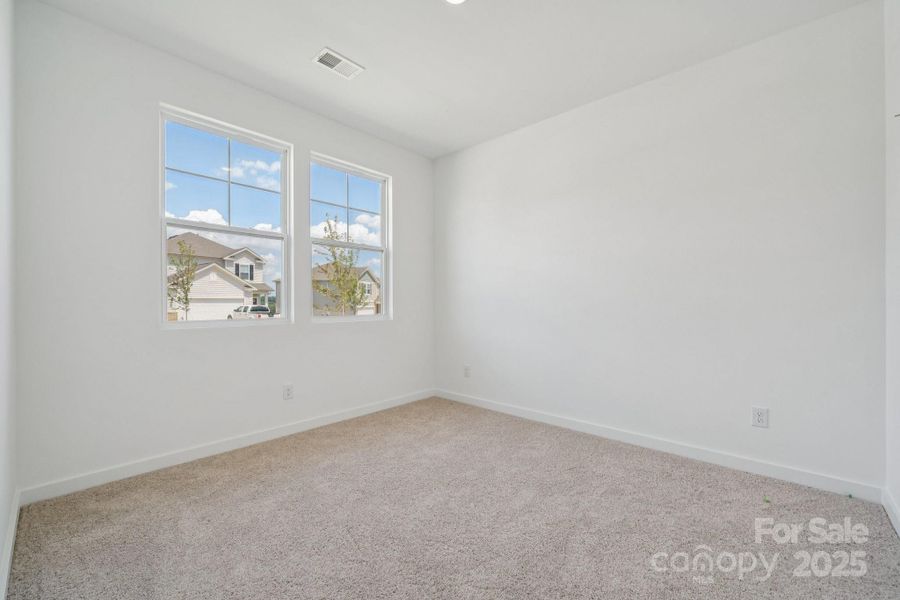 Spacious, unfurnished interior of a new home in The Meadows at Carpenter Farms, Lincolnton (Image 17).