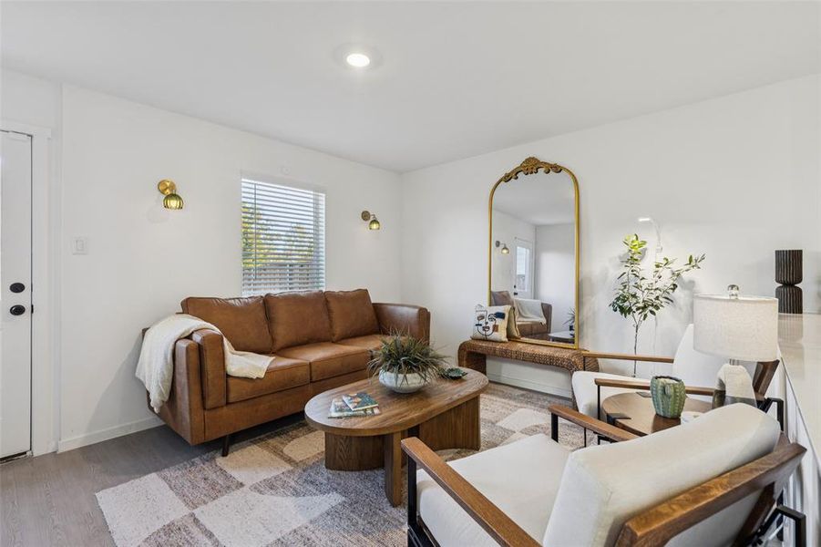 Furnished interior view inside a new home in Foree Ranch: Wellton Collection, Providence Village (Image 15). Furnished interior view inside a new home in Foree Ranch: Wellton Collection, Providence Village (Image 15).