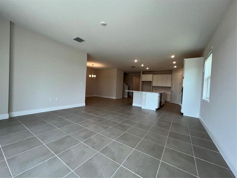 Spacious, unfurnished interior of a new home in Hills of Minneola, Minneola (Image 17).