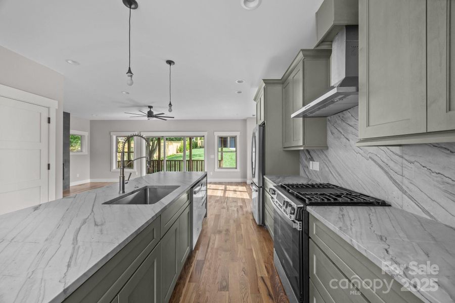 Easy flow to entertain both inside and out Easy flow to entertain both inside and out