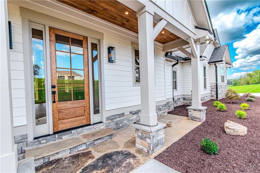 Exterior details and patio area of a home in , Blairsville (Image 3).