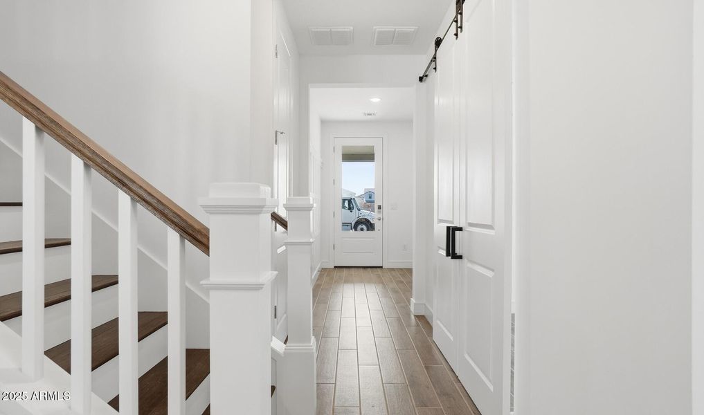 Viviendo Lot #7 Foyer (1) (Large) Viviendo Lot #7 Foyer (1) (Large)