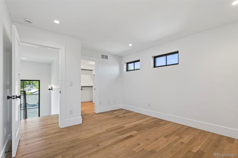 3rd floor Bedroom, large walk in closet