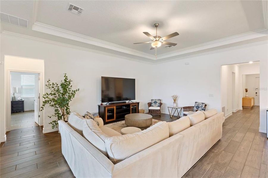 Furnished interior view inside a new home in , Land O' Lakes (Image 10).