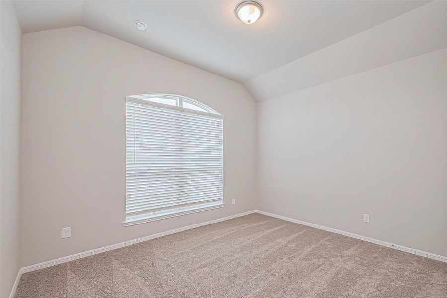 Spacious, unfurnished interior of a new home in La Segarra, Brookshire (Image 31).