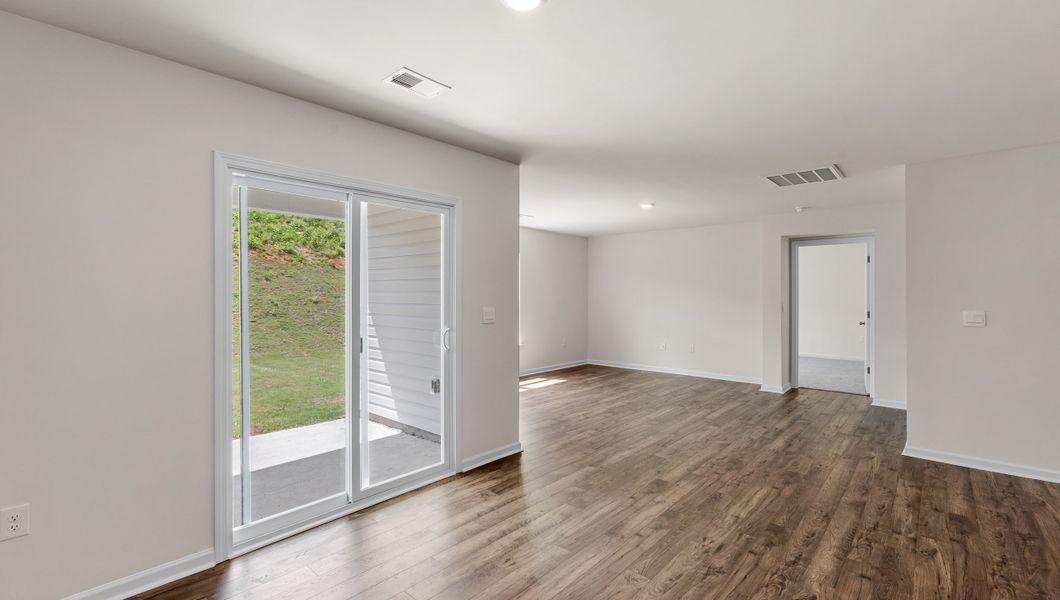 Spacious, unfurnished interior of a new home in Lakestone, Woodruff (Image 23). Spacious, unfurnished interior of a new home in Lakestone, Woodruff (Image 23).