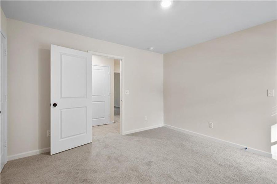 Spacious, unfurnished interior of a new home in , Buford (Image 29).