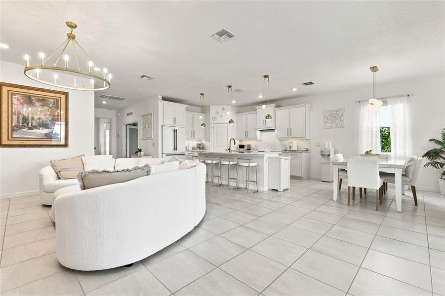 Furnished interior view inside a new home in , Lakewood Ranch (Image 30).