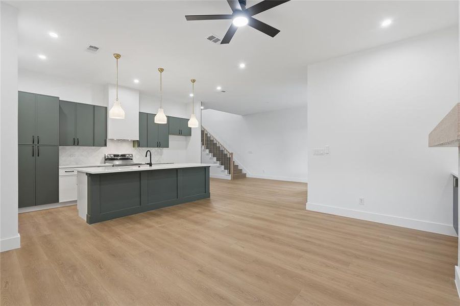Furnished interior view inside a new home in , Dallas (Image 12).