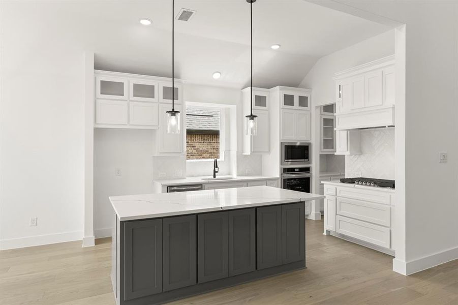 11. 6310 White Creek - Kitchen (2)