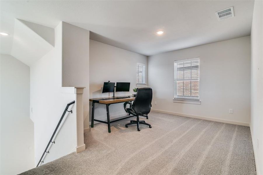Furnished interior view inside a new home in Walden Pond, Forney (Image 7). Furnished interior view inside a new home in Walden Pond, Forney (Image 7).