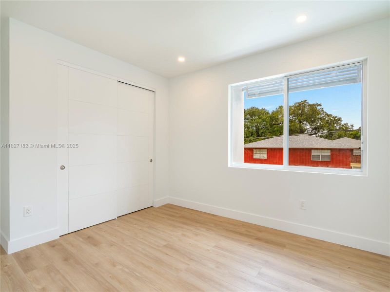 Spacious, unfurnished interior of a new home in , Fort Lauderdale (Image 11). Spacious, unfurnished interior of a new home in , Fort Lauderdale (Image 11).
