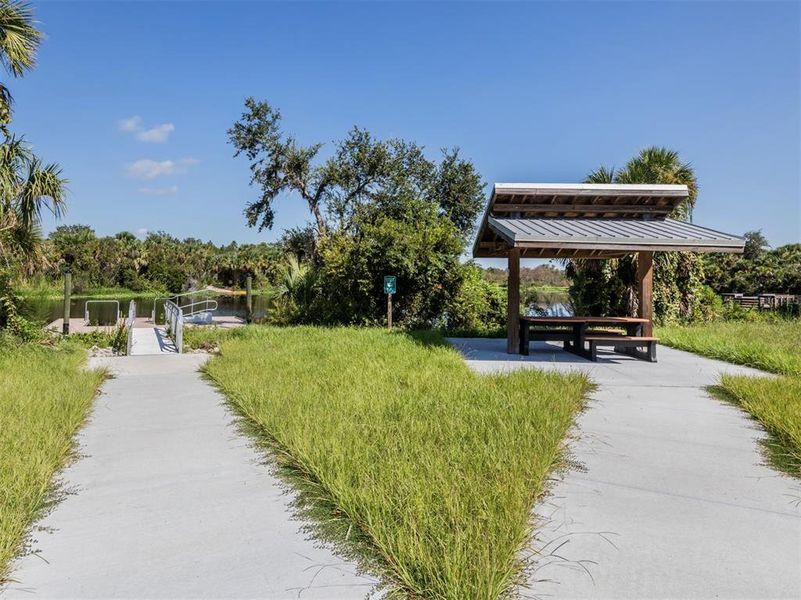 Community amenities in , North Port (Image 38).
