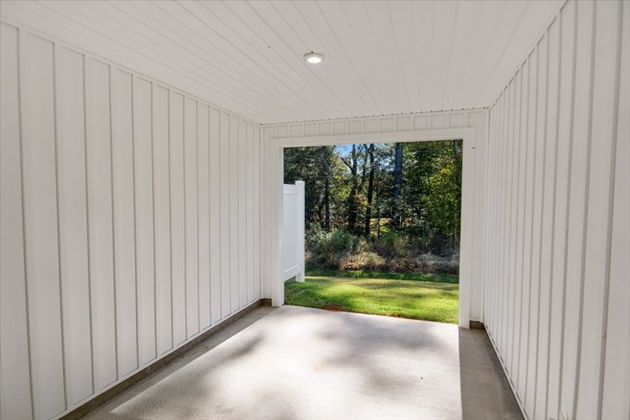 Spacious, unfurnished interior of a new home in Arden Woods Villas, Greenville (Image 16).