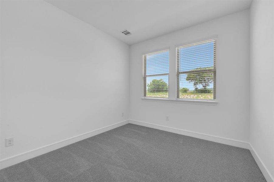 Spacious, unfurnished interior of a new home in Timberbrook, Justin (Image 24).