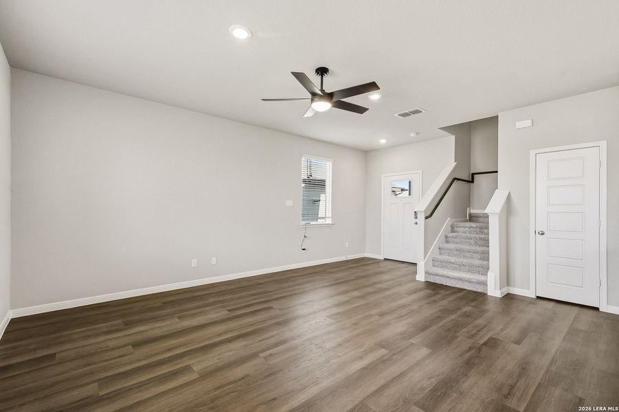 Spacious, unfurnished interior of a new home in Hickory Ridge, Elmendorf (Image 16).
