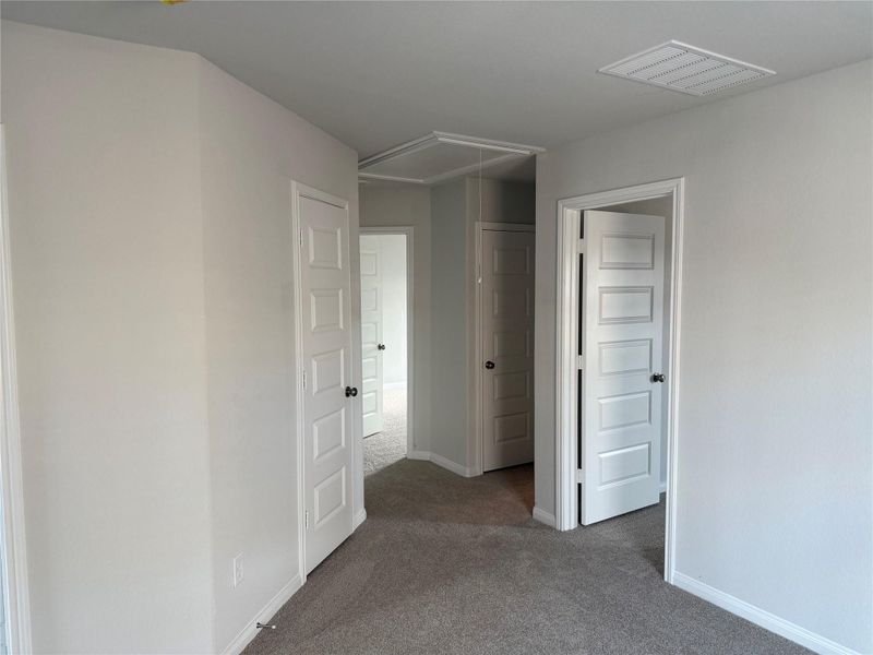 Spacious, unfurnished interior of a new home in River's Edge, Conroe (Image 23).