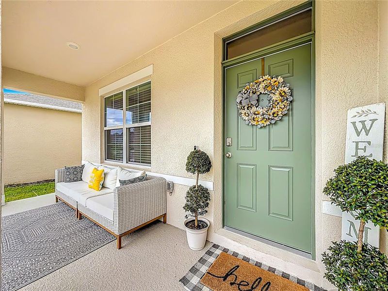 Exterior details and patio area of a home in Edgemont at Serenoa, Clermont (Image 29).