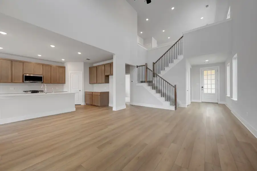 Spacious, unfurnished interior of a new home in The Meadows, Denton (Image 14).