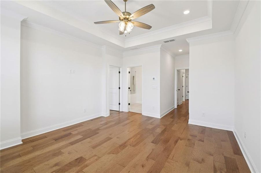 Spacious, unfurnished interior of a new home in Ward's Crossing Townhomes, Johns Creek (Image 63).
