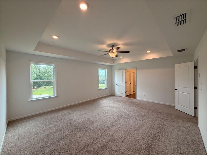 Spacious, unfurnished interior of a new home in Creekside, Dawsonville (Image 39).