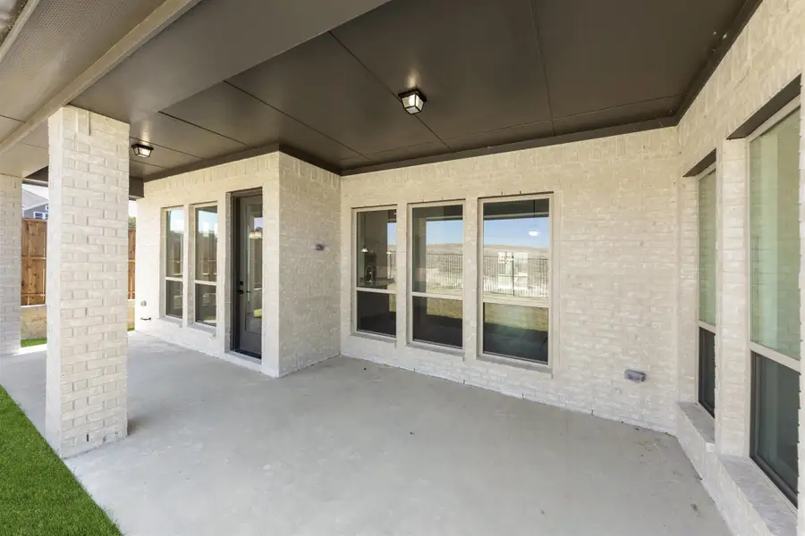 Representative exterior details of a home built from the Newport by Windsor Homes in Nelson Lake Estates, Rockwall (Image 3).